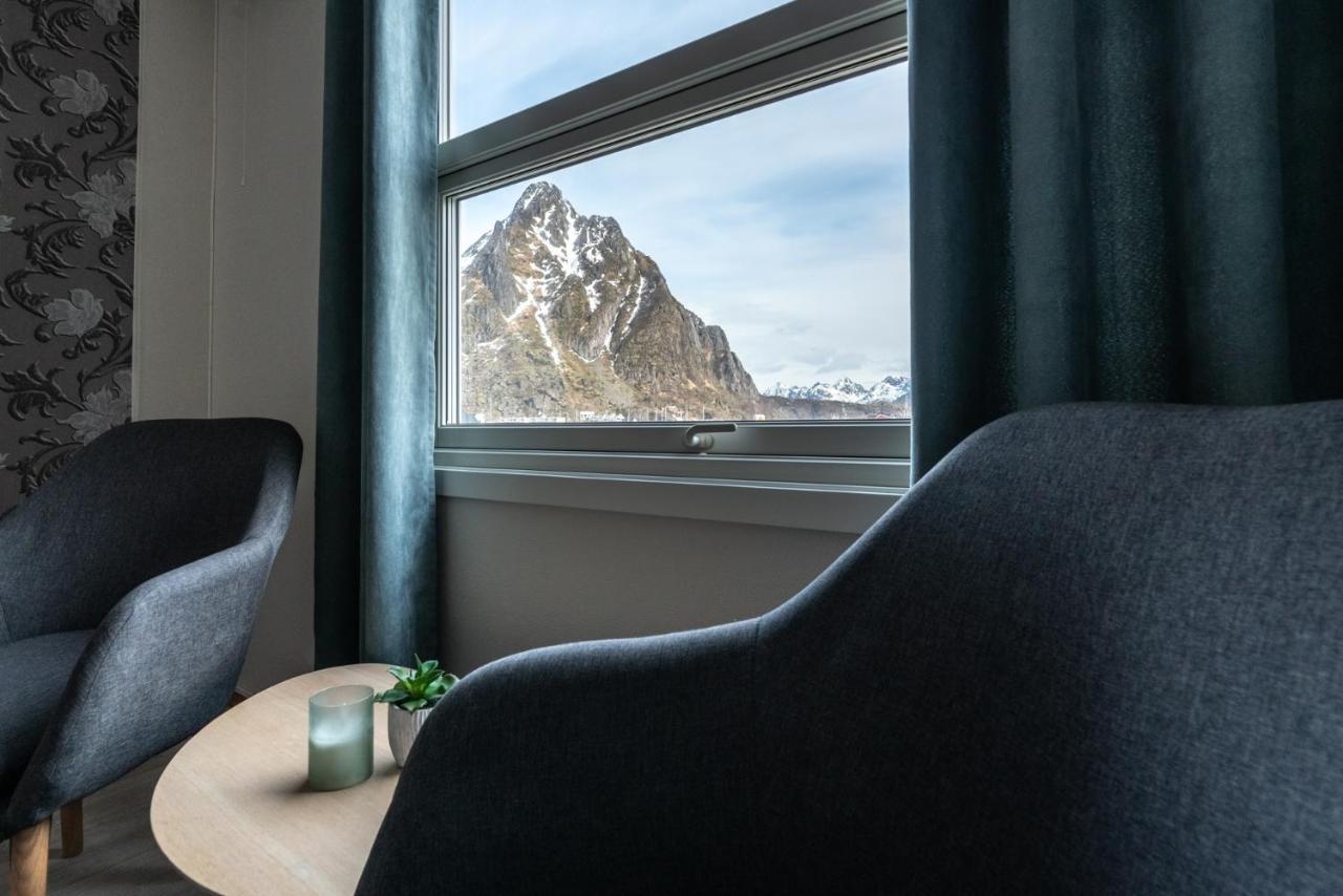 Marina Hotel Lofoten สโวลแวร์ ภายนอก รูปภาพ